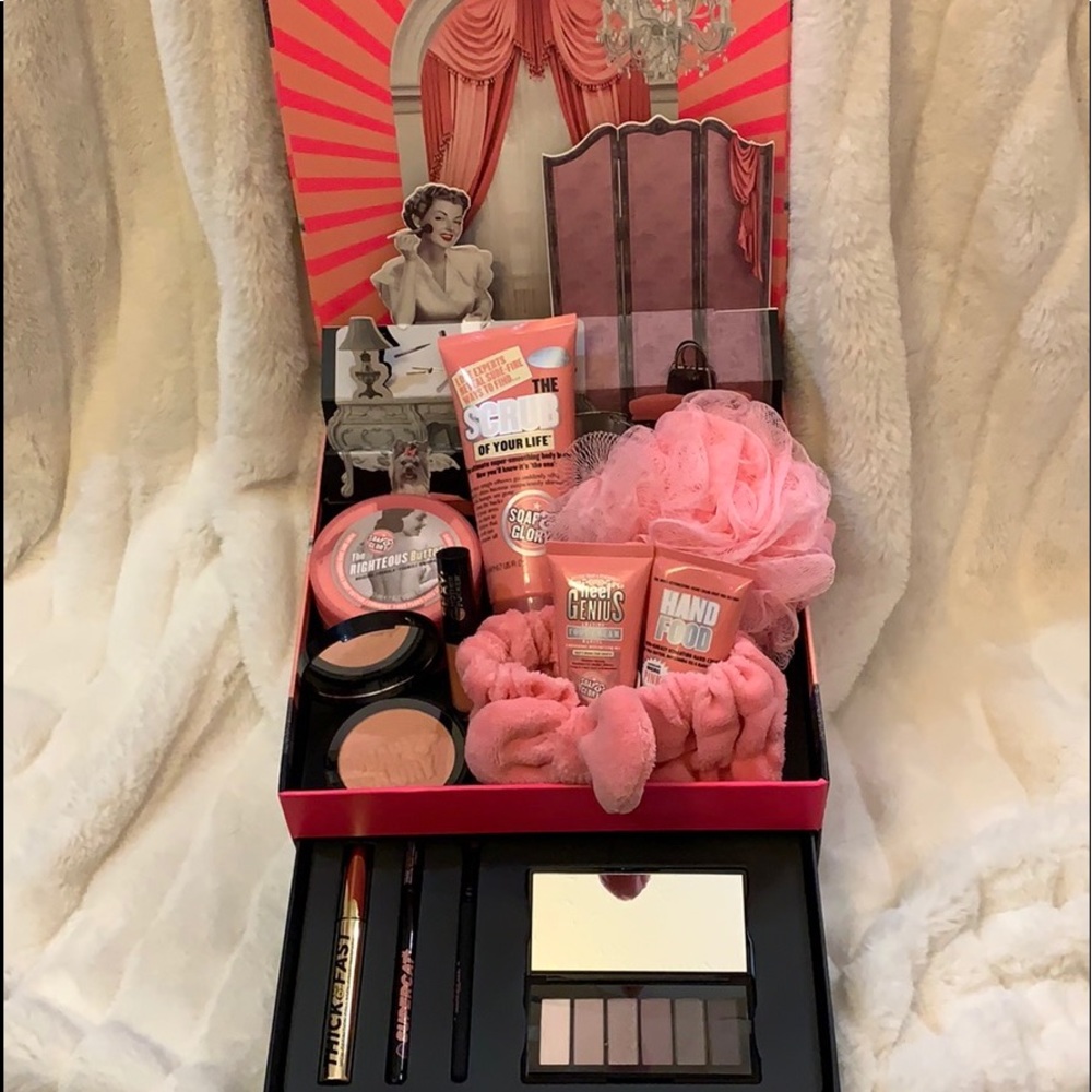 🧼 Soap & Glory beauty set🧴